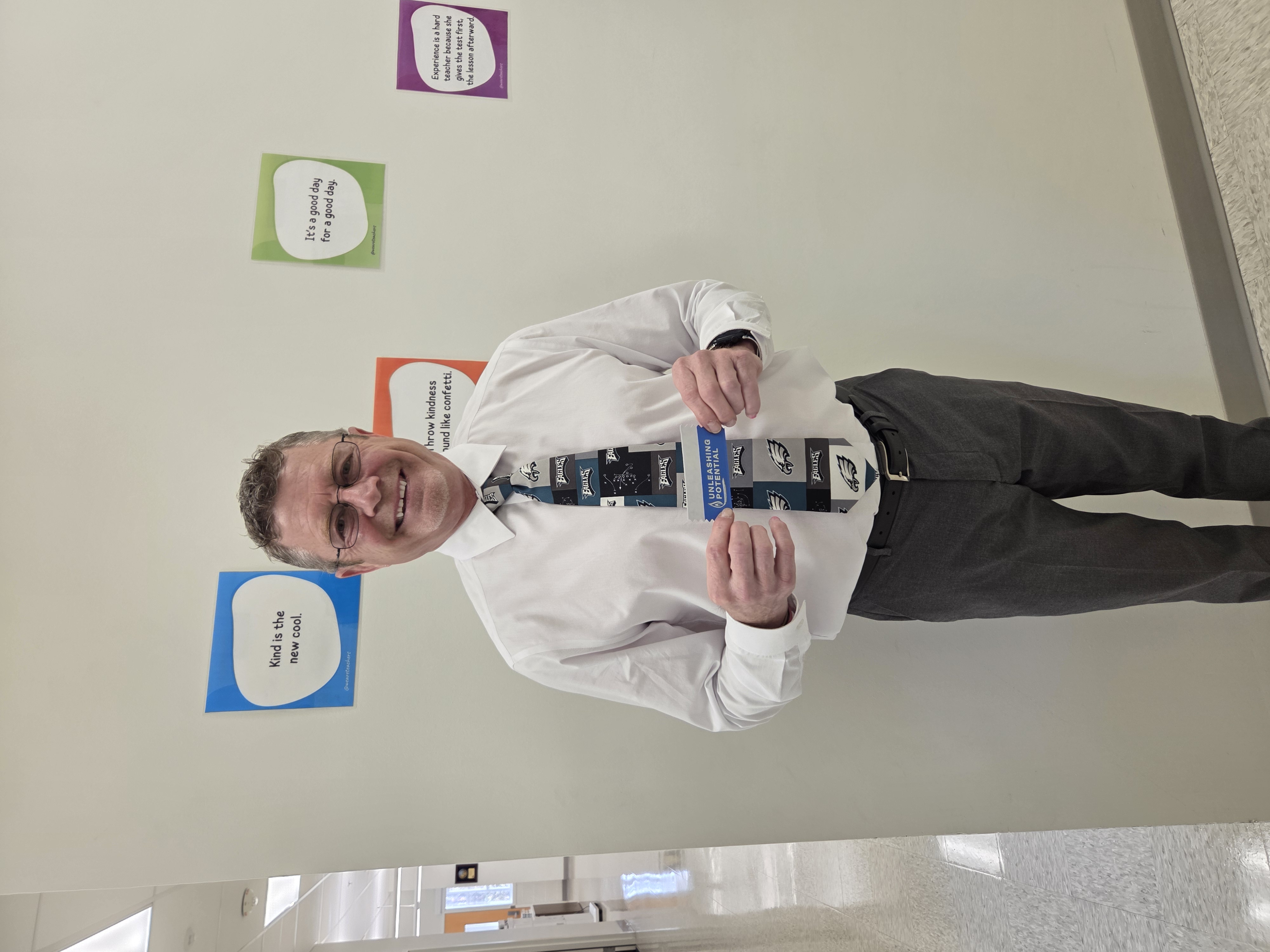 Aaron Fairchild, Luxmanor ES